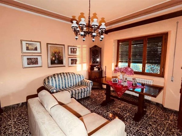 casa indipendente in vendita a Capannori in zona Lammari