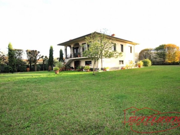 casa indipendente in vendita a Capannori in zona Lammari