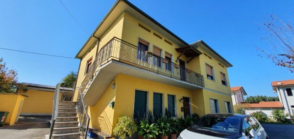 casa indipendente in vendita a Capannori