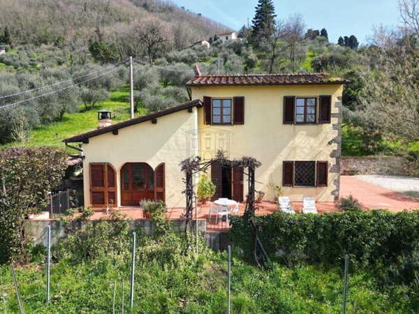 casa indipendente in vendita a Capannori