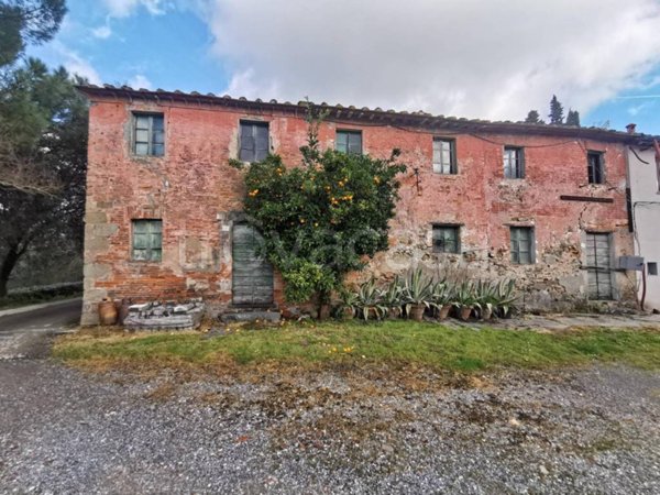 casa indipendente in vendita a Capannori