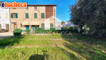 casa indipendente in vendita a Capannori