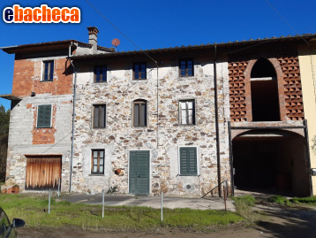 casa indipendente in vendita a Capannori