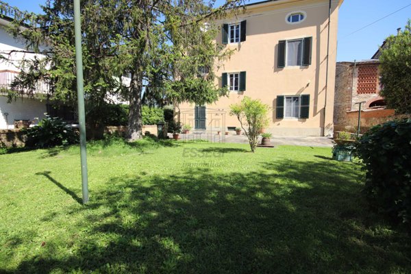 casa indipendente in vendita a Capannori