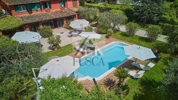 casa indipendente in vendita a Capannori in zona Marlia