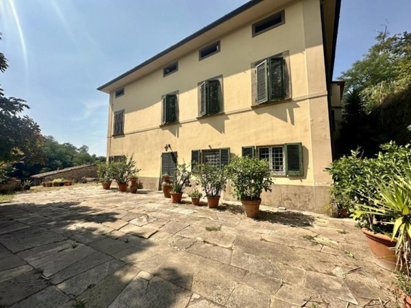 casa indipendente in vendita a Capannori