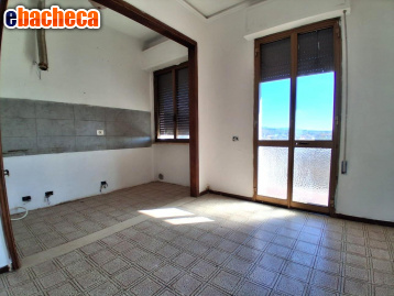 appartamento in vendita a Capannori in zona Marlia