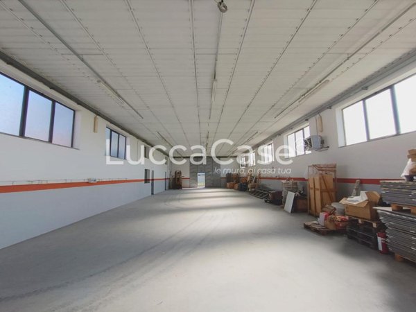 appartamento in vendita a Capannori in zona Lammari