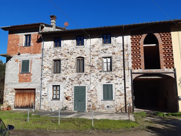 casa indipendente in vendita a Capannori