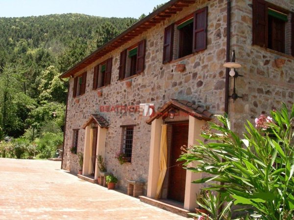 casale in vendita a Capannori