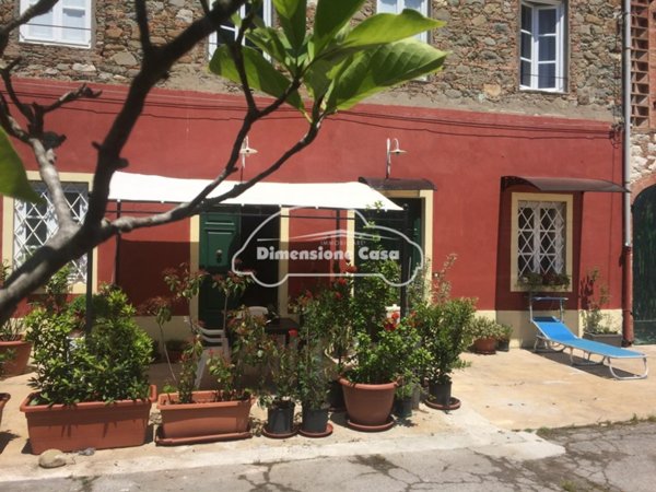 casa indipendente in vendita a Capannori