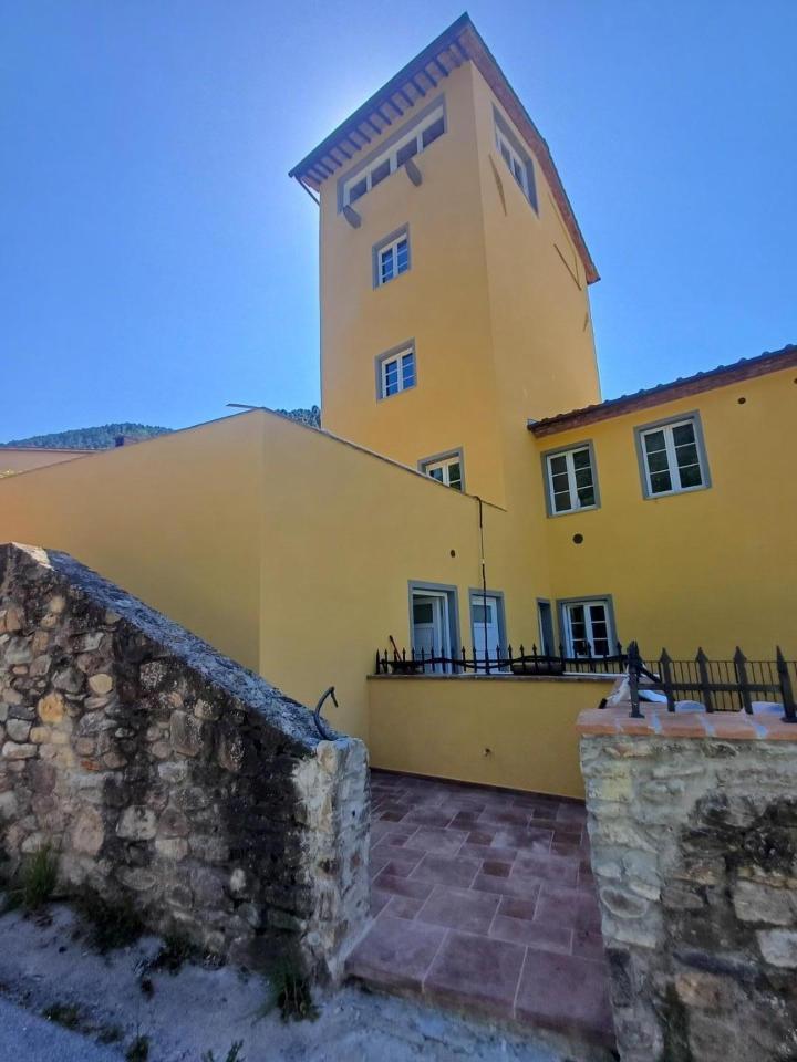 casa indipendente in vendita a Capannori in zona Vorno
