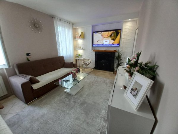 casa indipendente in vendita a Capannori in zona Lunata