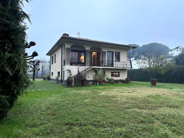 casa indipendente in vendita a Capannori in zona Lammari