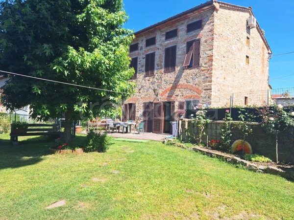 casa semindipendente in vendita a Capannori
