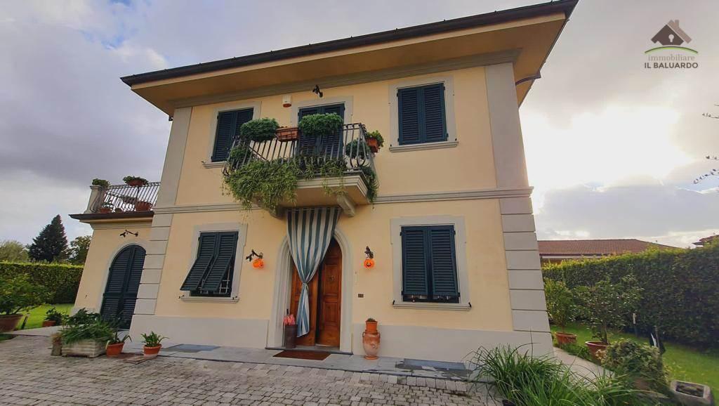 casa indipendente in vendita a Capannori in zona Santa Margherita