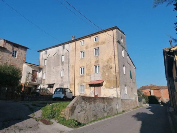 casa indipendente in vendita a Capannori