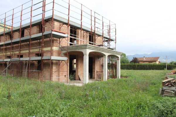 casa indipendente in vendita a Capannori