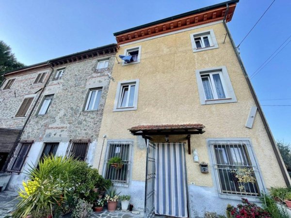 casa indipendente in vendita a Capannori