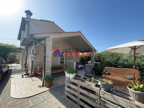 casa indipendente in vendita a Capannori
