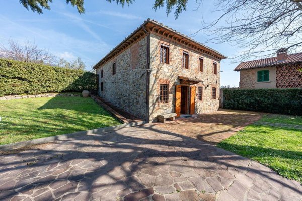 casa indipendente in vendita a Capannori