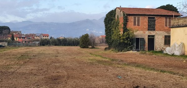 casale in vendita a Capannori in zona Lammari