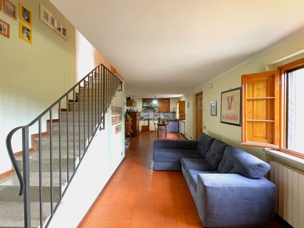 appartamento in vendita a Capannori in zona Marlia