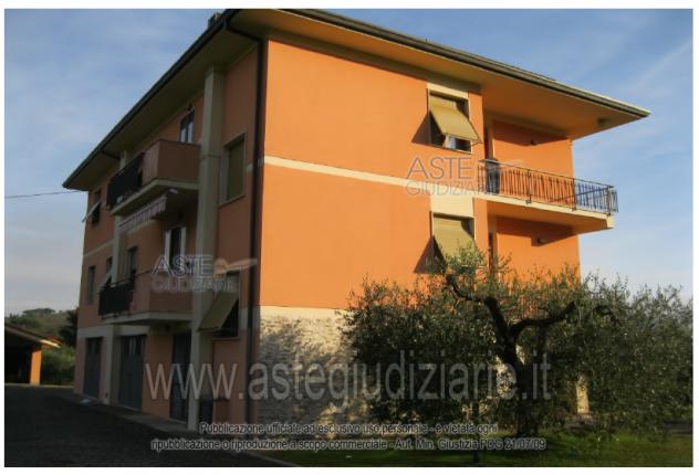 casa indipendente in vendita a Capannori