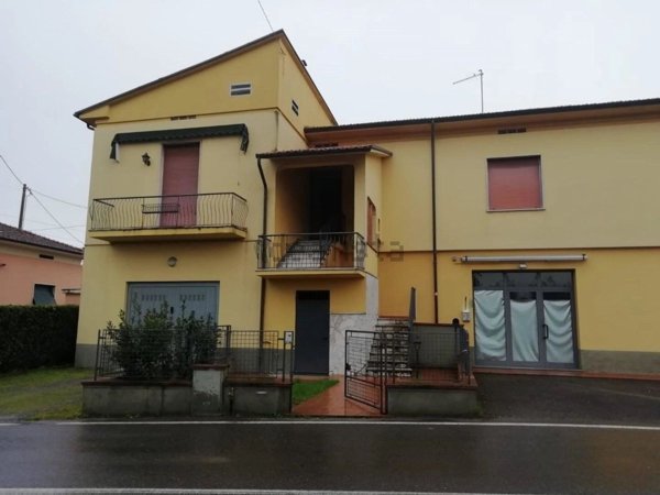 appartamento in vendita a Capannori in zona Lammari