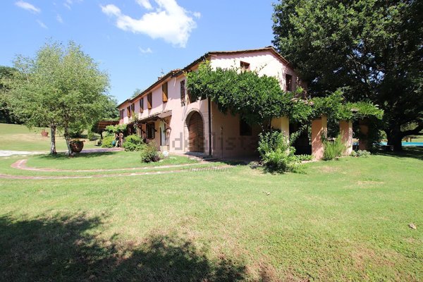 casa indipendente in vendita a Capannori
