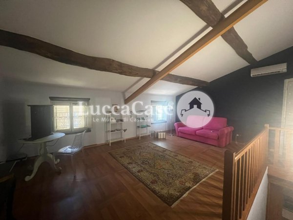 casa indipendente in vendita a Capannori in zona Carraia