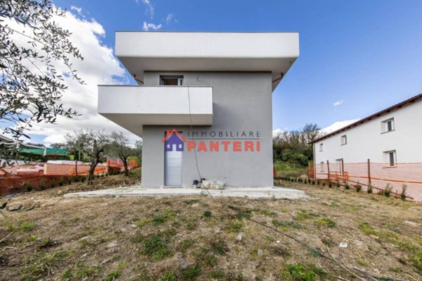 casa indipendente in vendita a Capannori