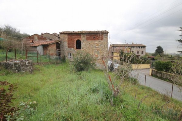 casale in vendita a Capannori