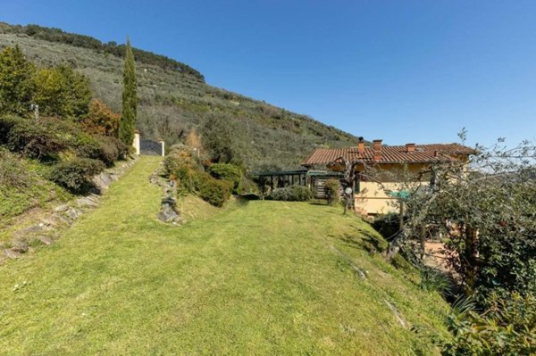casa indipendente in vendita a Capannori