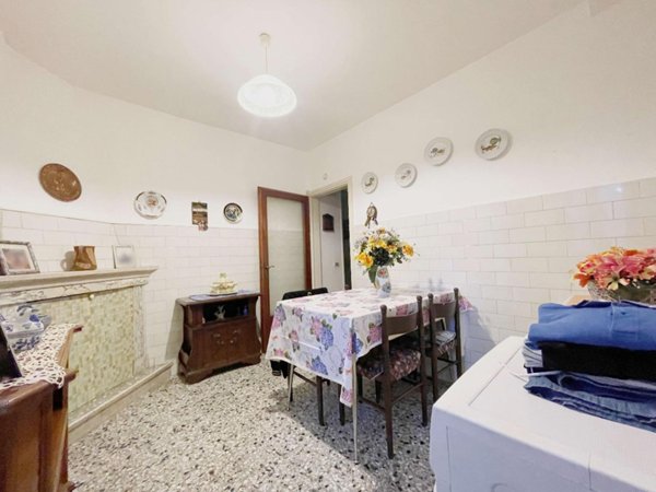casa indipendente in vendita a Capannori in zona Segromigno in Monte