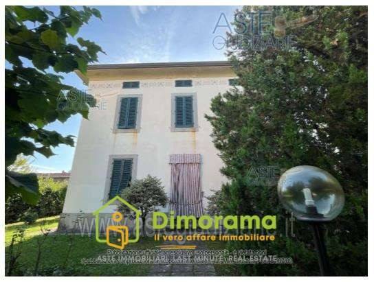 casa indipendente in vendita a Capannori in zona Segromigno in Monte