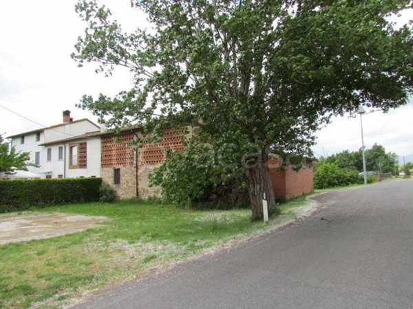 casa indipendente in vendita a Capannori in zona Carraia