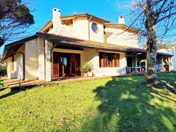 casa indipendente in vendita a Capannori