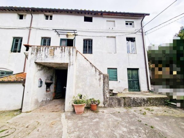 casa indipendente in vendita a Capannori