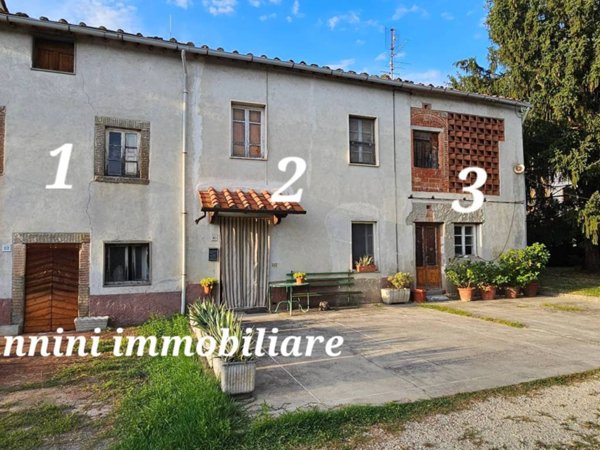 casa indipendente in vendita a Capannori in zona Marlia