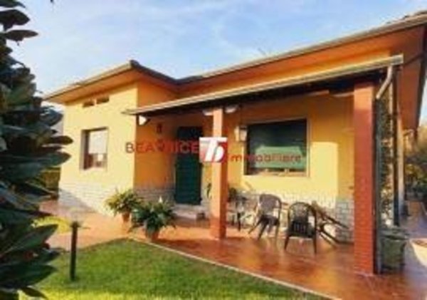 casa indipendente in vendita a Capannori
