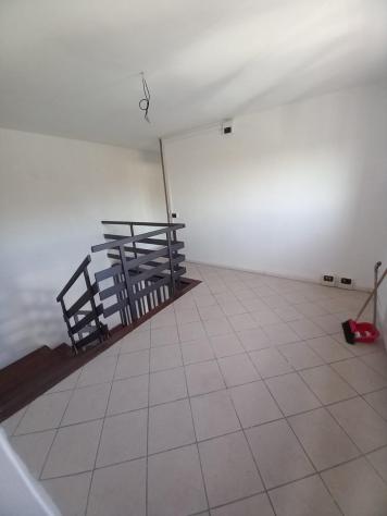 ufficio in vendita a Capannori in zona Guamo