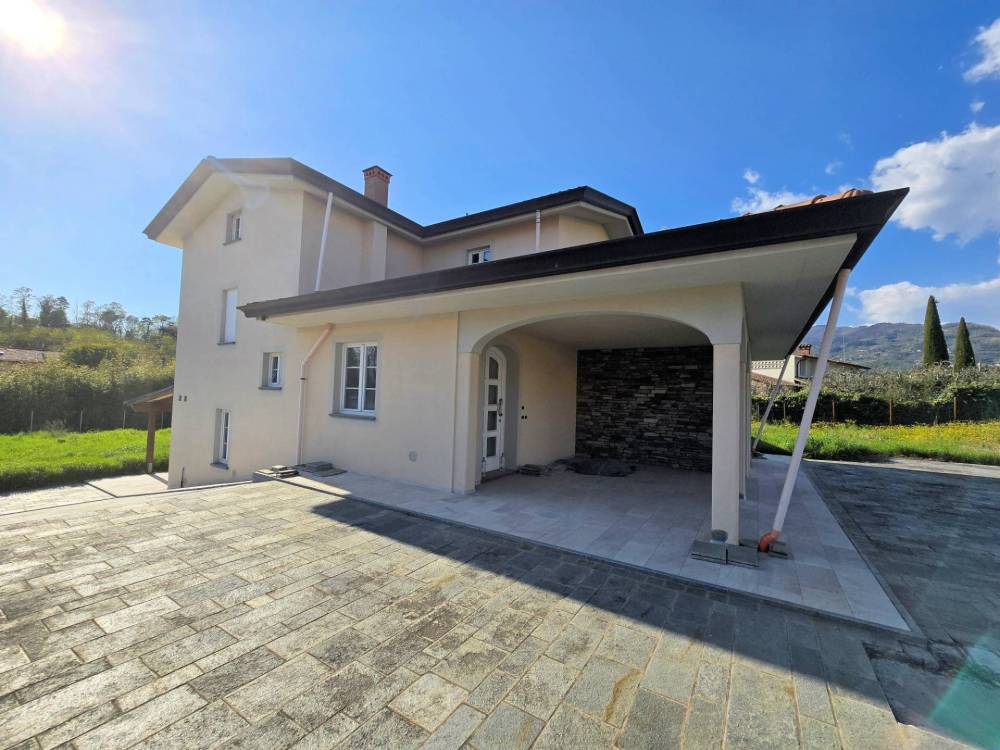 casa indipendente in vendita a Capannori