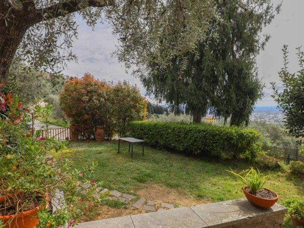 casa indipendente in vendita a Capannori