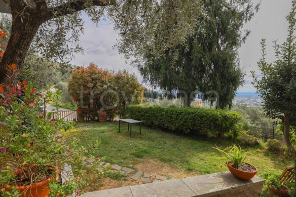 casa indipendente in vendita a Capannori