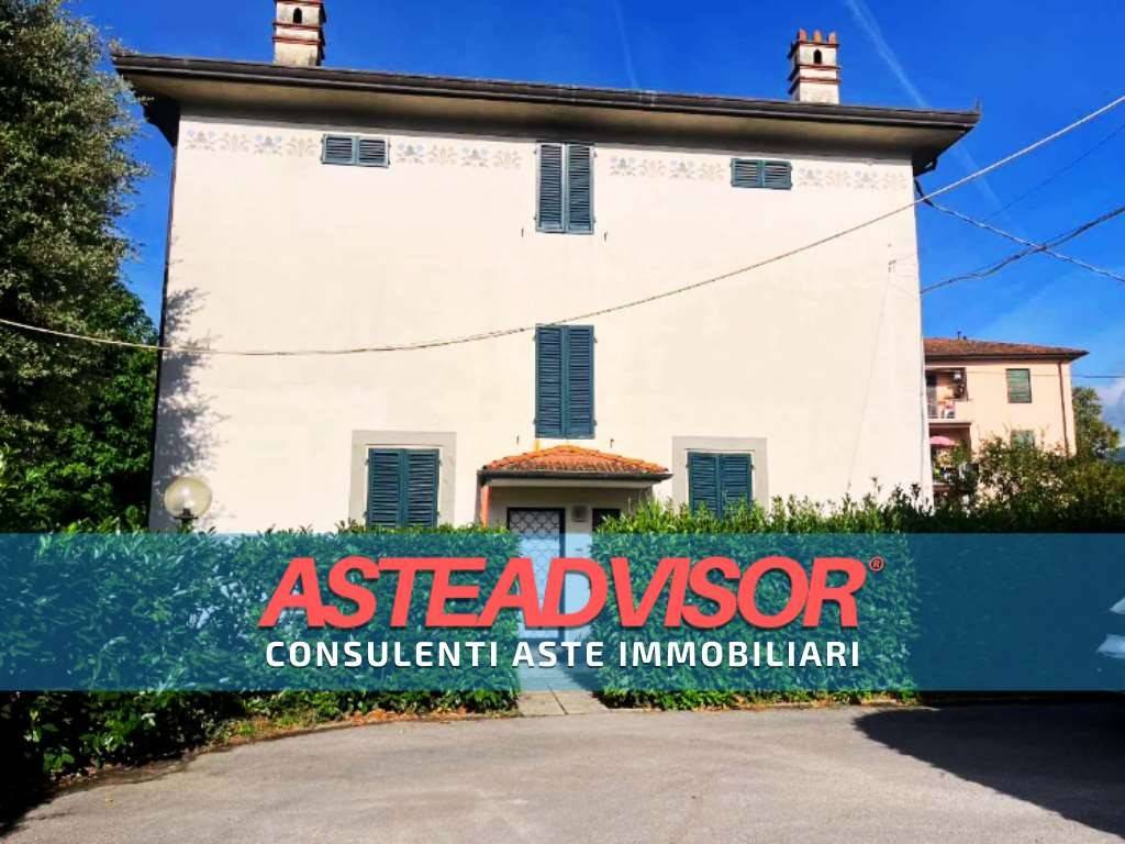 casa indipendente in vendita a Capannori in zona Segromigno in Monte