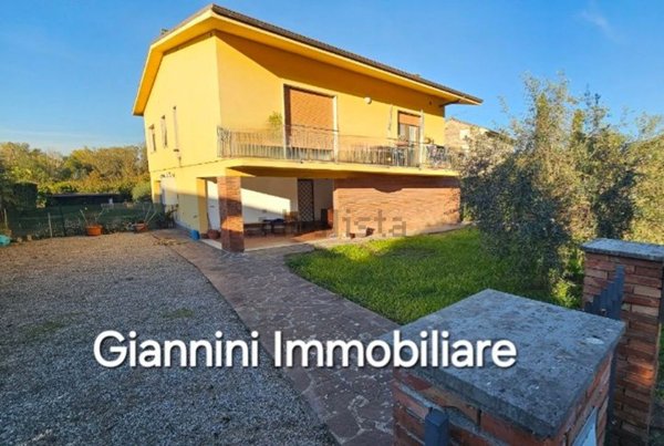 casa indipendente in vendita a Capannori