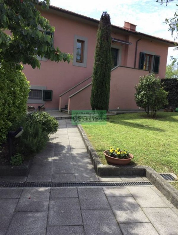 casa indipendente in vendita a Capannori in zona Marlia