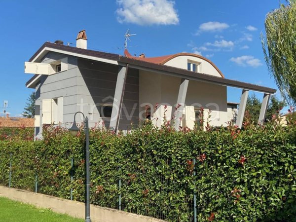 casa indipendente in vendita a Capannori in zona Guamo