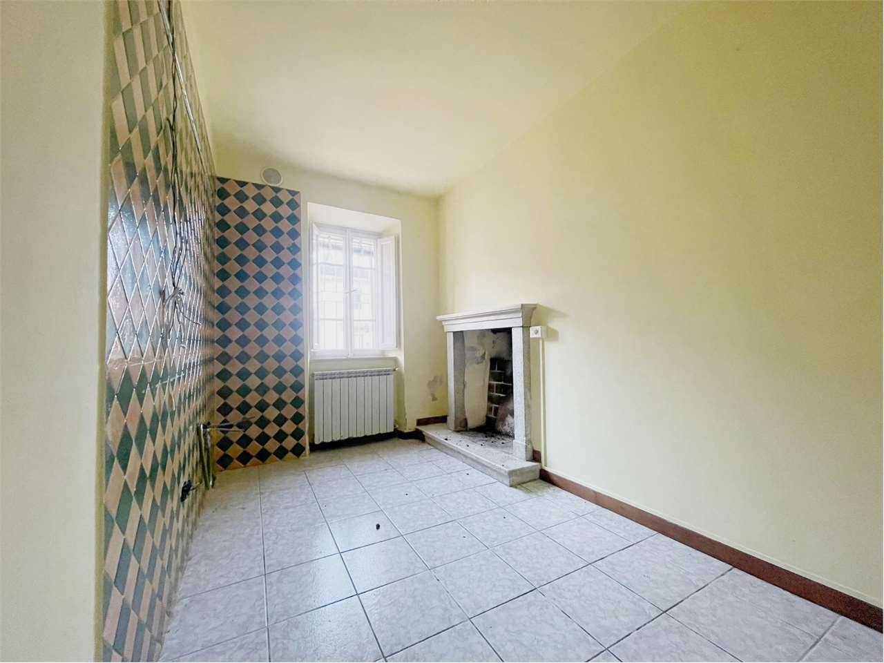 casa indipendente in vendita a Capannori in zona Segromigno in Monte